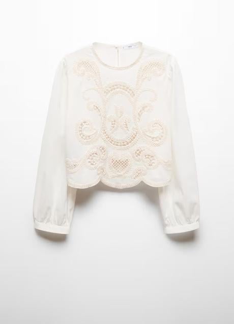Imagen - Blusa blanca de Mango (49,99 euros)