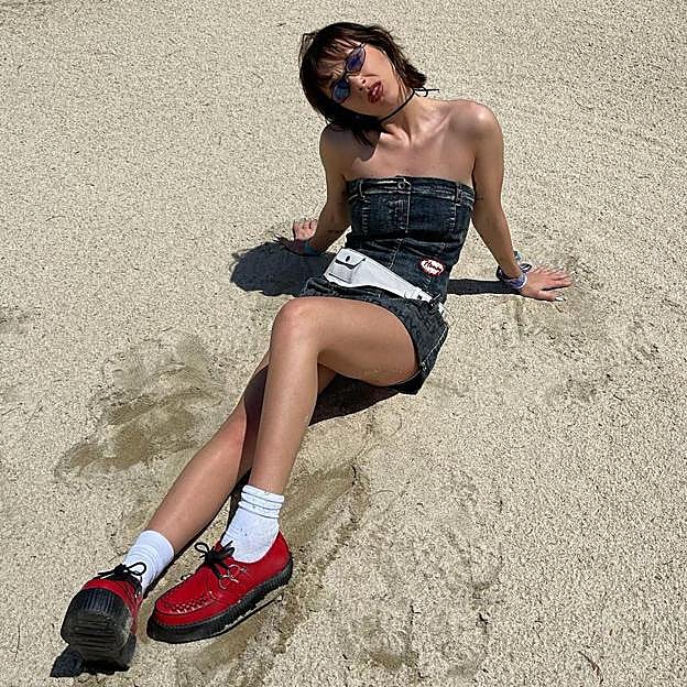 Los zapatos que usábamos en el colegio son tendencia esta primavera: vuelven los náuticos