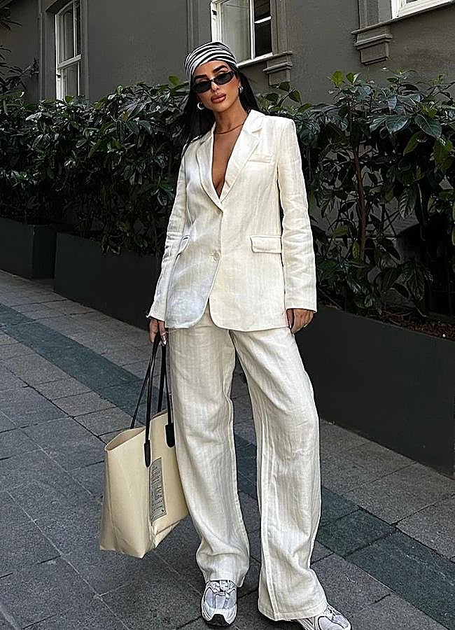 Imagen - Look con americana blanca (@fama.concept.store)