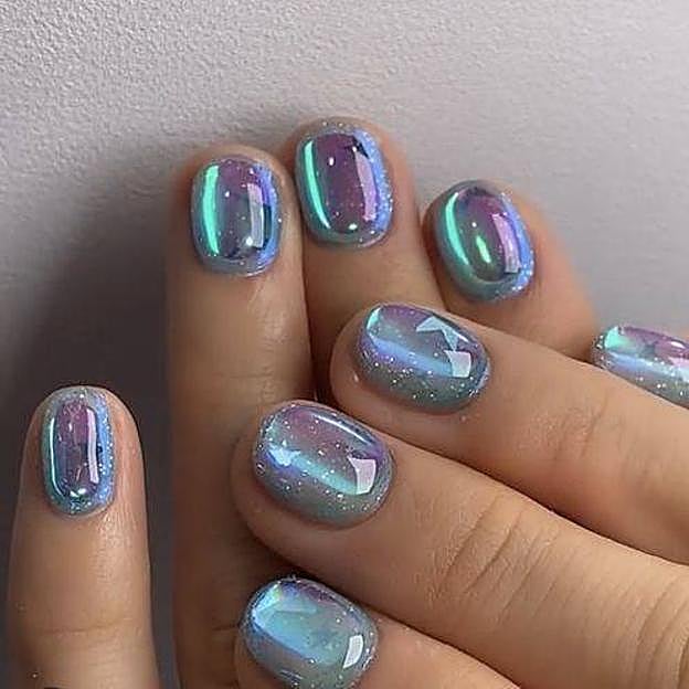 Jelly aurora nails