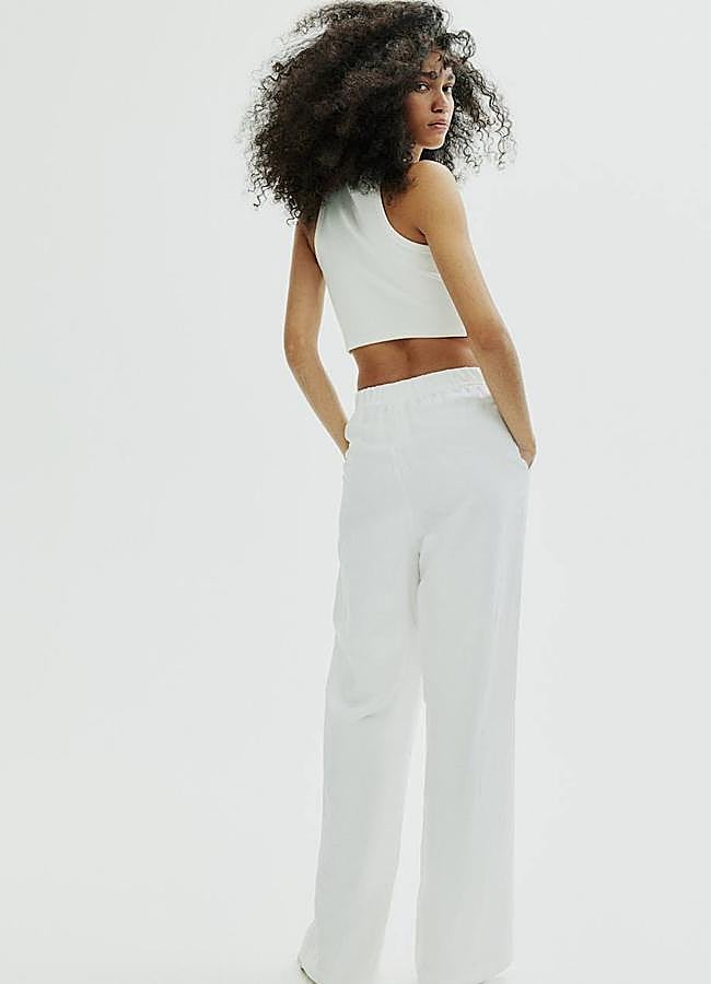 Imagen - Pantalón de lino blanco con perneras anchas