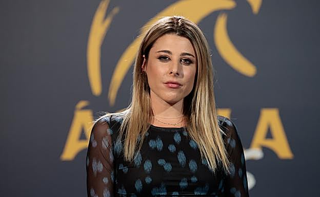 La humorista Valeria Ros es autora del libro 'Ponerme a parir'. 