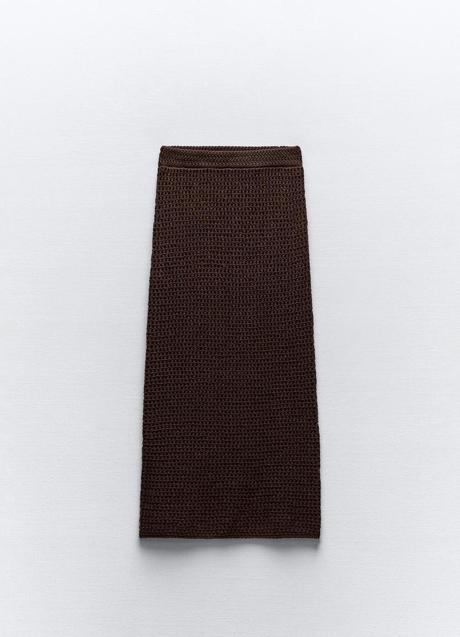 Imagen - Falda midi marrón de Zara (25,99 euros)