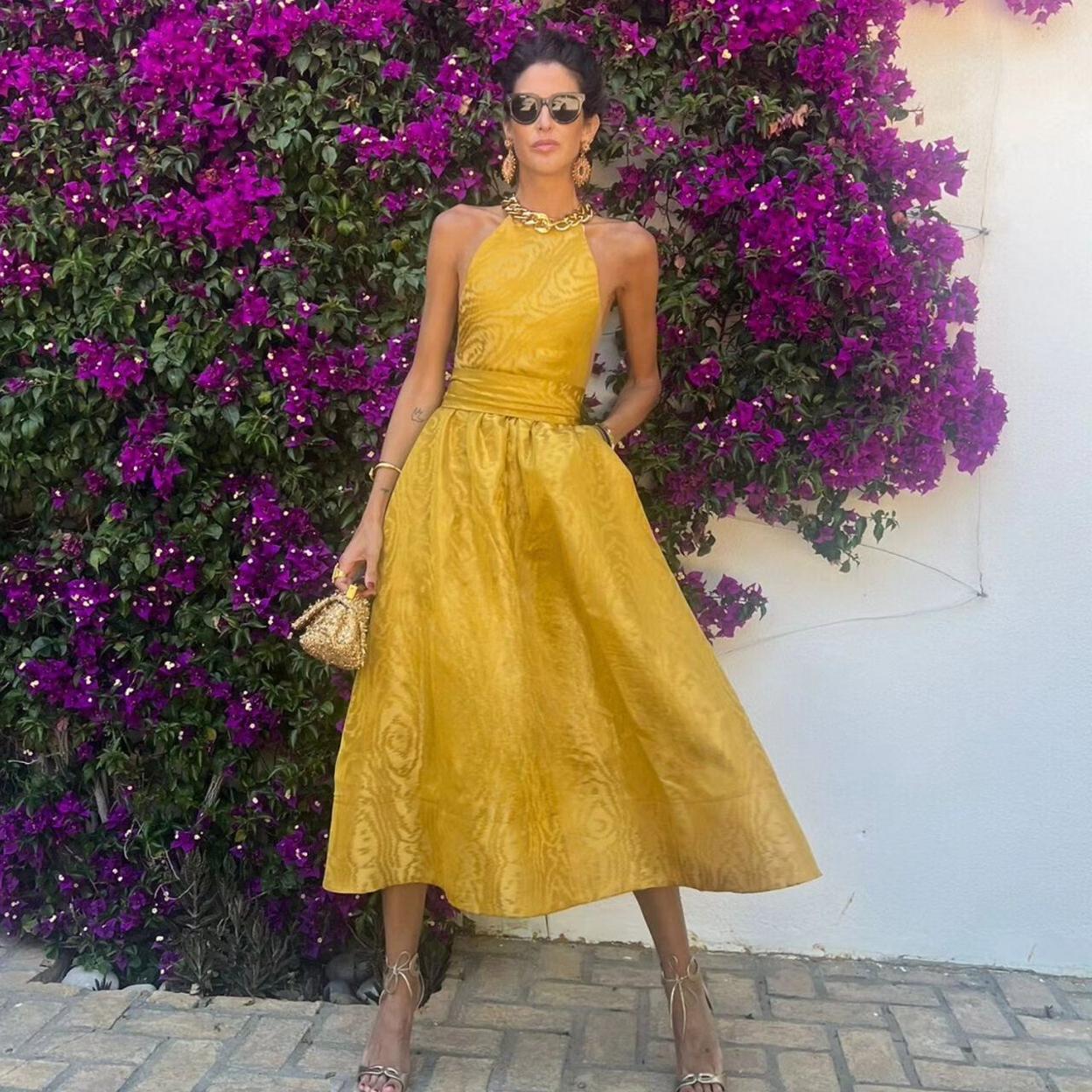 Inés Domecq vestida de Roberto Diz para la boda de Mariana de Bergia. 