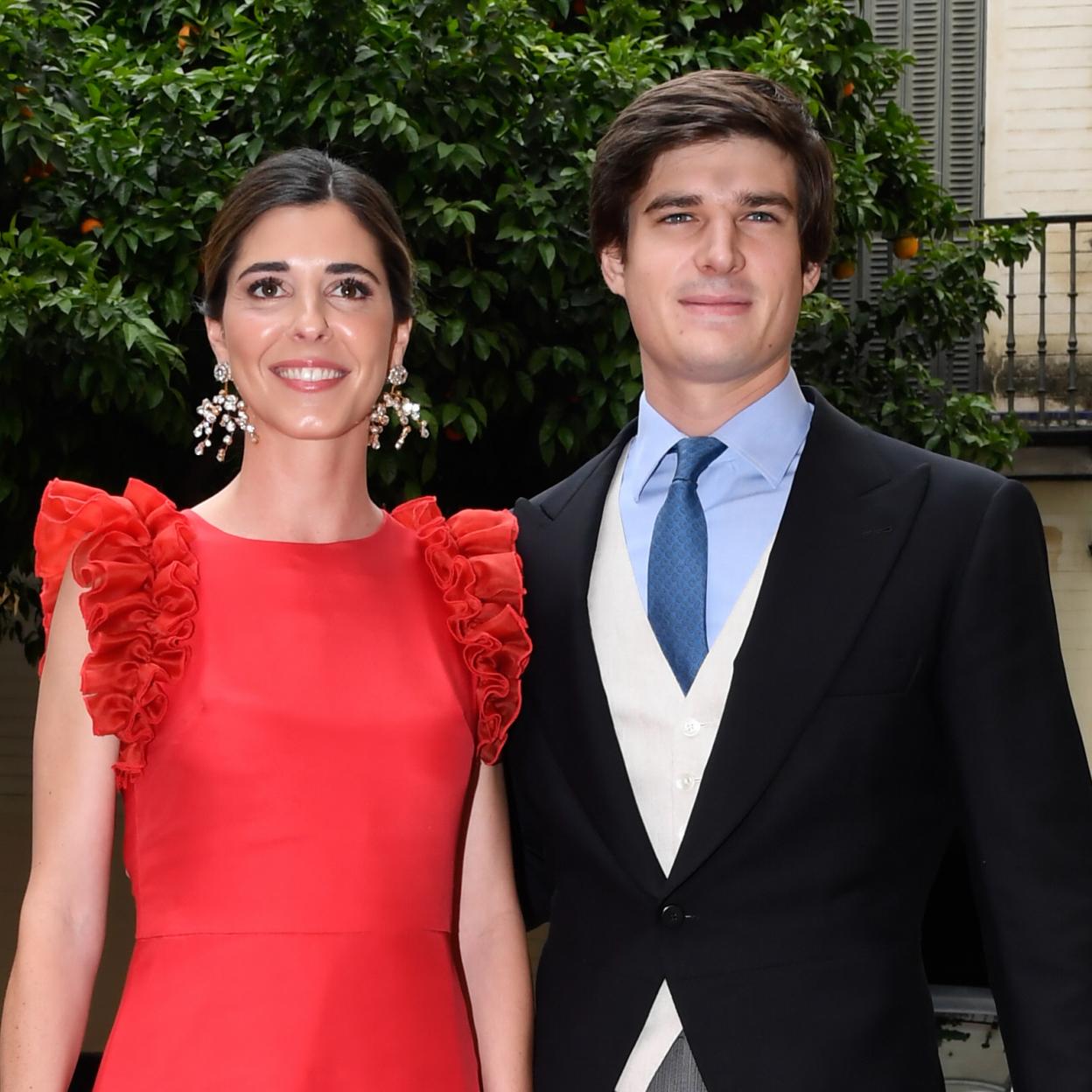 Belén Corsini y Carlos Fitz-James, condes de Osorno, bautizan a su primer hijo este viernes en Madrid. 