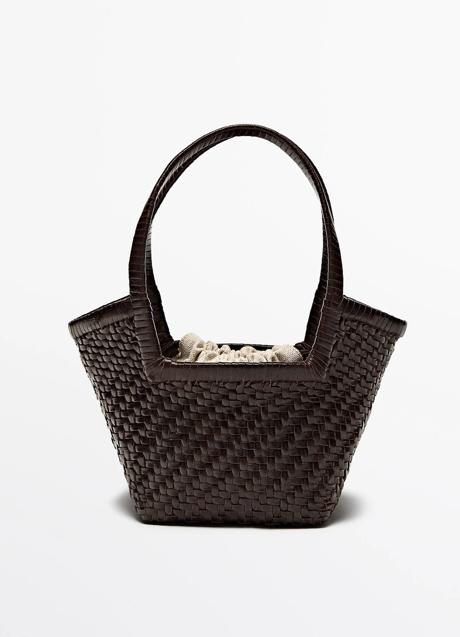 Imagen - Bolso trenzado de Massimo Dutti (149 euros)