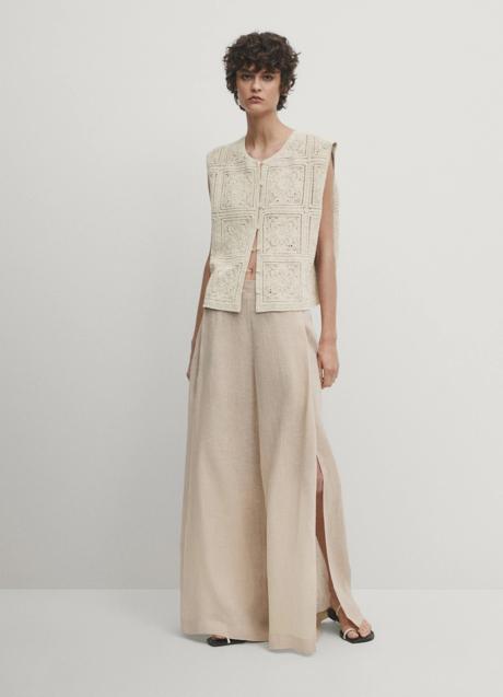 Imagen - Chaleco de crochet de Massimo Dutti (99,95 euros)