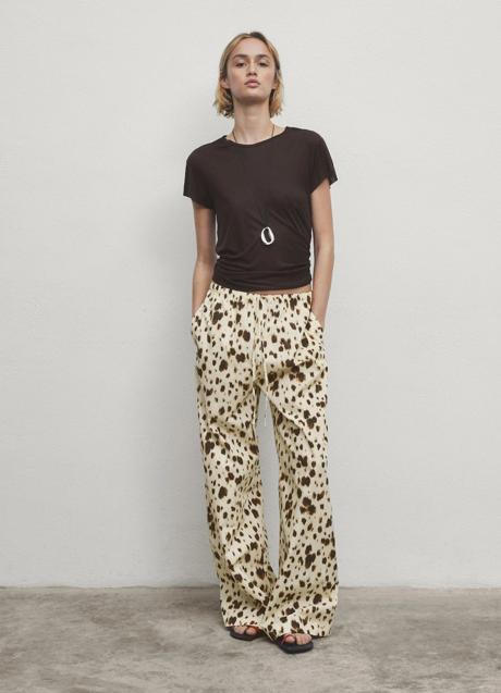 Imagen - Pantalones estampados de Massimo Dutti (69,95 euros)