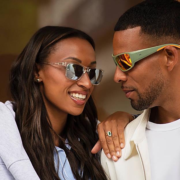 Imagen principal - Arriba, Ana Peleteiro con el modelo Williams, diseñado para adaptarse a diferentes momentos del día a día reflejando la versatilidad urbana; y Benjamin Compaoré, con gafas de sol Schumacher. Abajo, la atleta lleva el modelo Nadal y el modelo Biles.