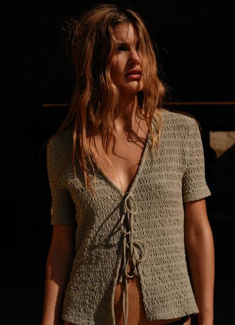 Imagen - Top con lazos de Zara (15,99 euros)