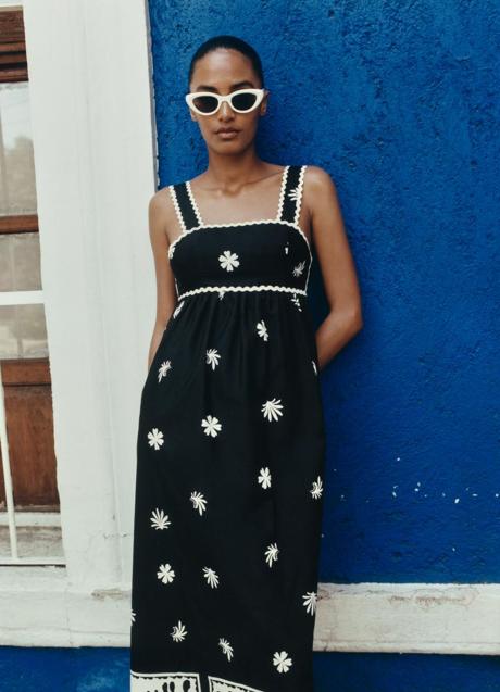 Imagen - Vestido con bordados de Zara (35,99 euros)