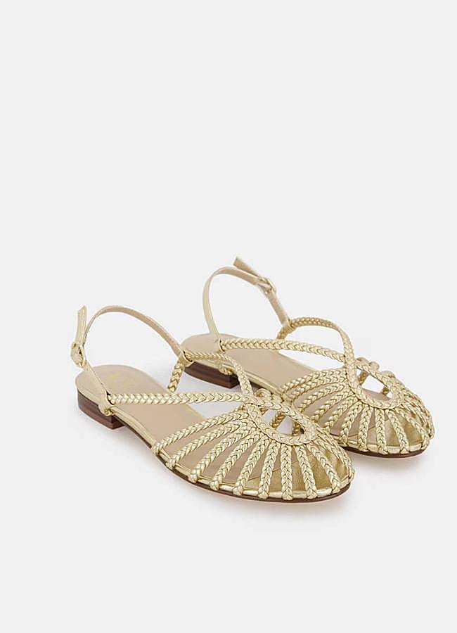 Imagen - Sandalias doradas estilo cangrejeras