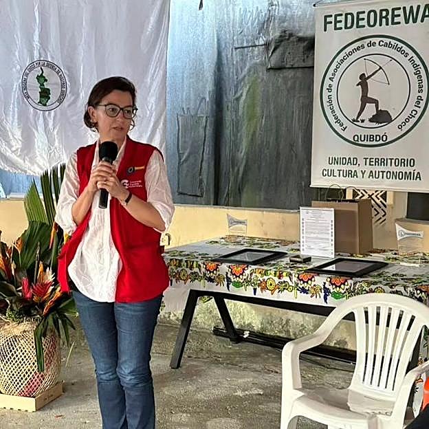 Eva Granados, en un viaje de cooperación. 