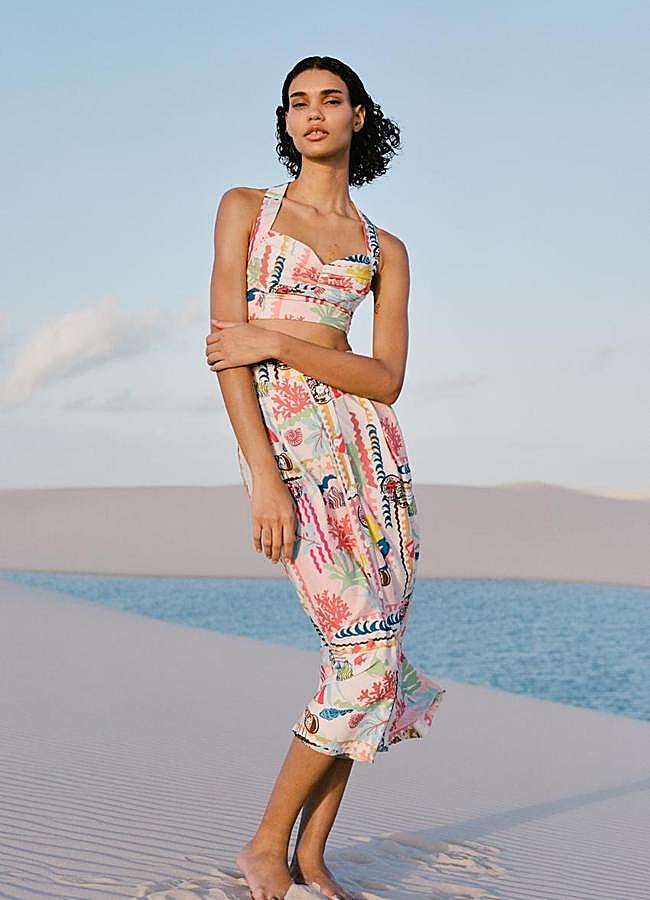 Imagen - Conjunto estampado de falda y top de Zara: falda 35,95 euros y top 25,95 euros.