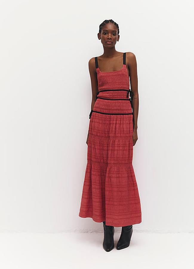 Imagen - Vestido fruncido en rosa de Maksu.