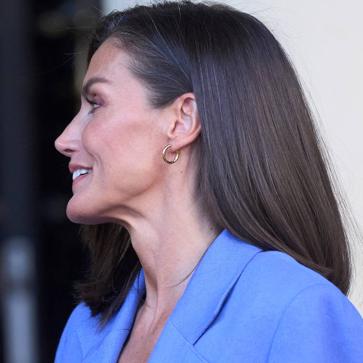 Imagen secundaria 1 - Las últimas veces que la reina Letizia ha llevado los pendientes de Alhaja.