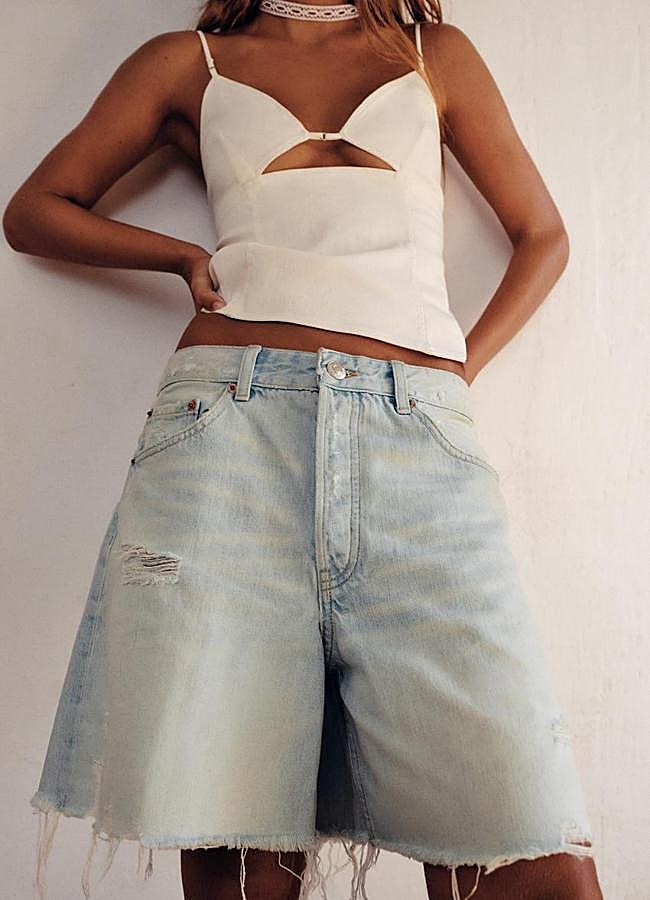 Imagen - Bermudas con detalle de rotos de Zara.