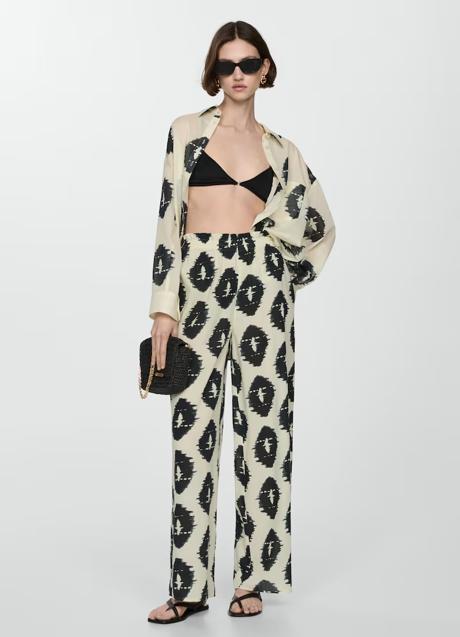 Imagen - Pantalones estampados de Mango (29,99 euros)