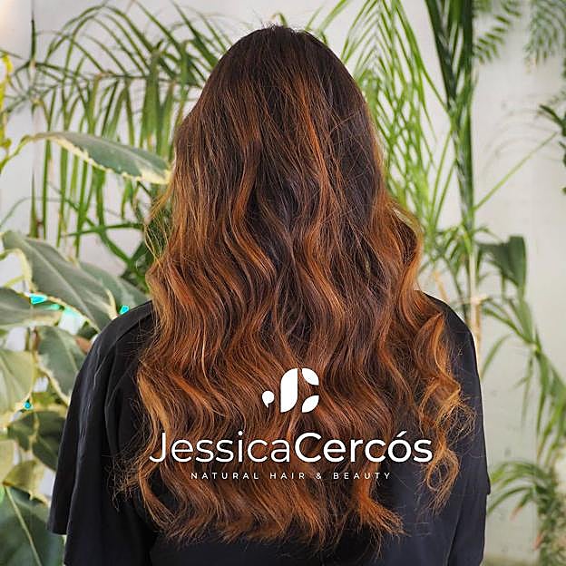 MEchas cobrizas en peluquería Jessica Cercós