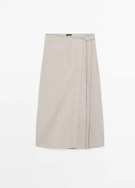 Imagen - Falda midi de Massimo Dutti (69,99 euros)