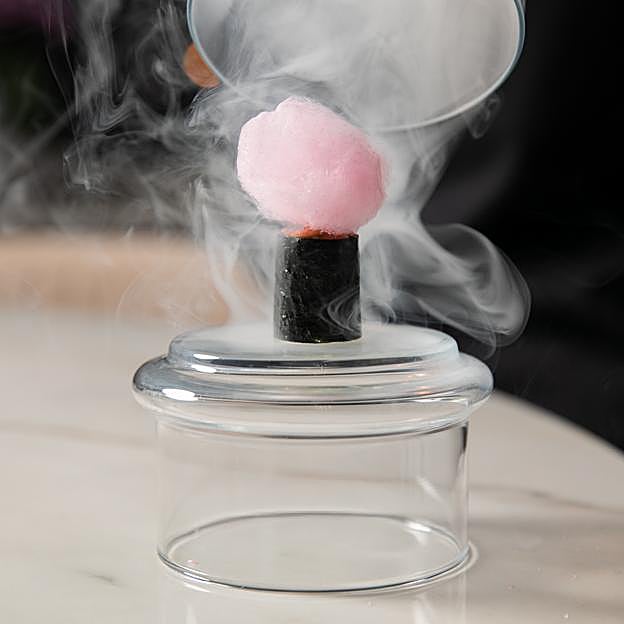 El wunkan de foie con algodón de azúcar, una exquisitez que conquistará tu paladar. Y te hará querer más.