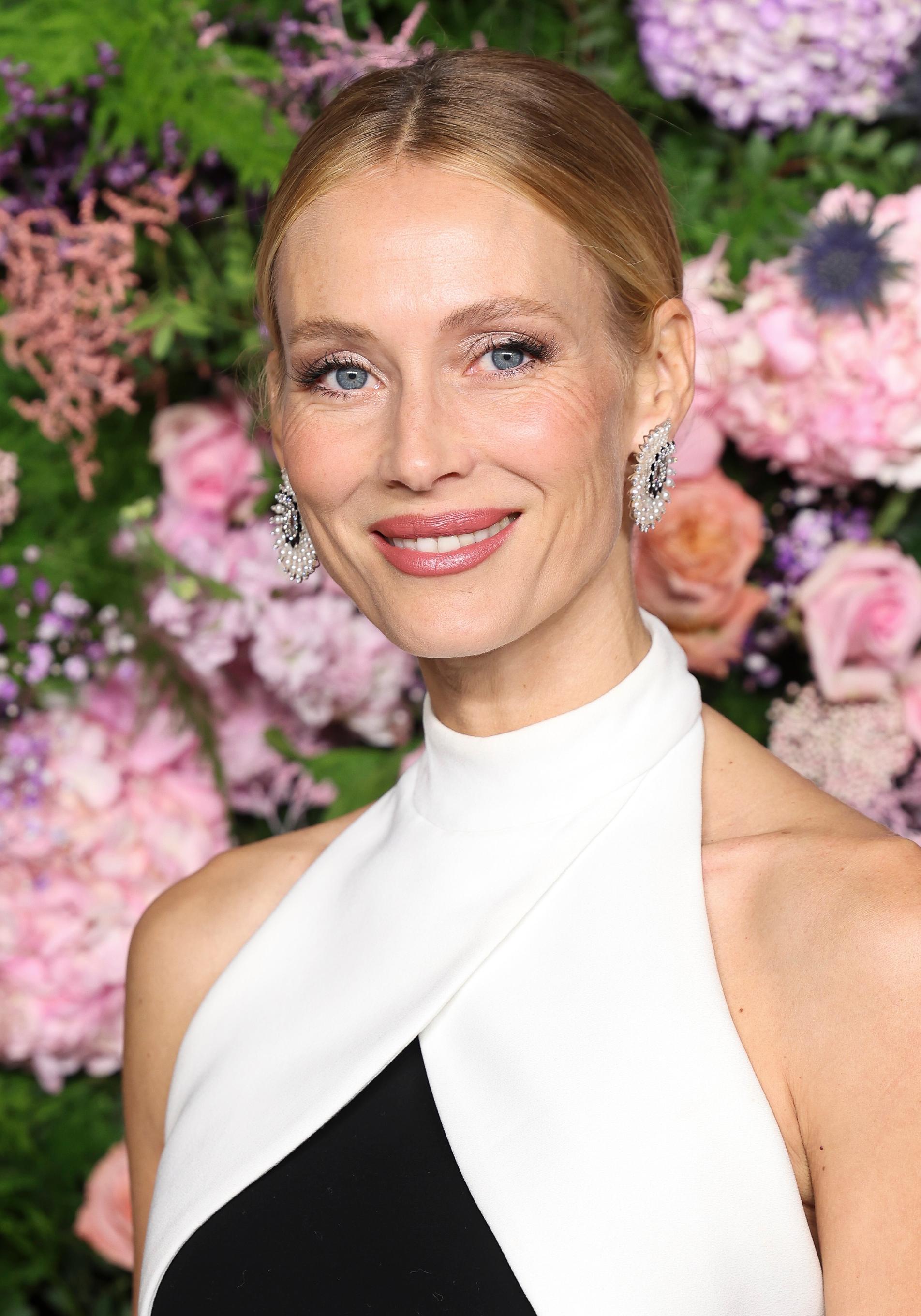 Vanesa Lorenzo con labial rosa