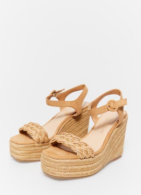 Imagen - Alpargatas de esparto de Sfera (24,99 euros)