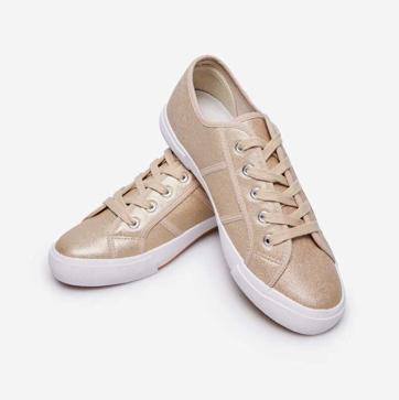 Imagen secundaria 1 - Bolso hobo (29,99€)/ Zapatillas metalizadas (29,99€)/ Vestido con bolsillos (49,99 €)