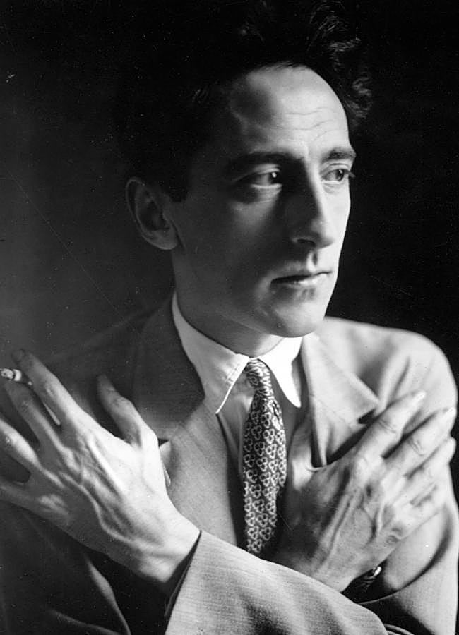 Imagen - Jean Cocteau, 1929. Fotografía de Germaine Krull.