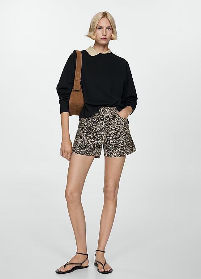 Imagen - Shorts con estampado de leopardo de Mango.