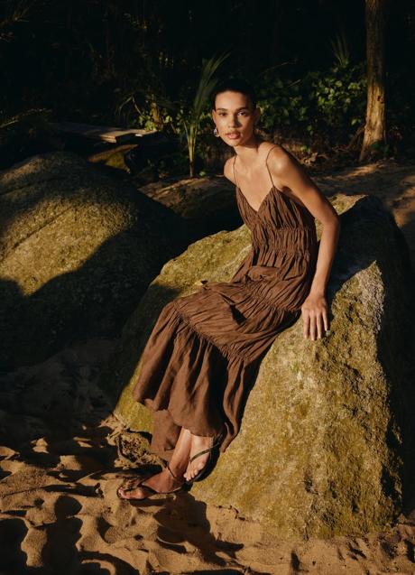 Imagen - Vestido marrón de Massimo Dutti (159 euros)