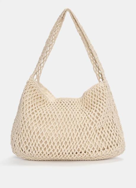 Imagen - Bolso blanco de Pull & Bear (25,99 euros)