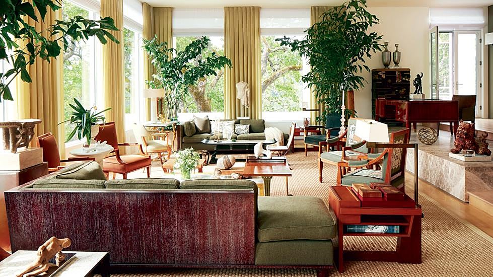 En el condado de Marin se encuentra Ca Tana, diseñada por el arquitecto Daniel Solomon en 1990. Ahora viven en ella el diseñador de interiores Roger Thomas, uno de los más prestigiosos en el mundo hotelero, y Arthur Libera.