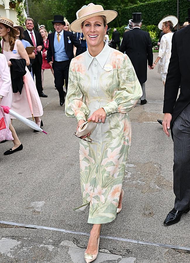 Imagen - Zara Phillips luciendo un espectacular vestido con estampado floral. / GTRES