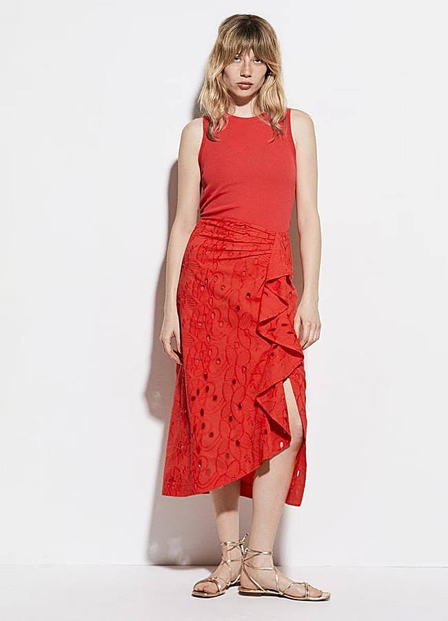 Imagen - Falda roja bordada con volante