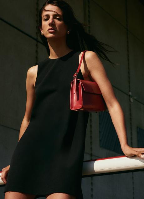 Imagen - Vestido negro de H&M (25,99 euros)