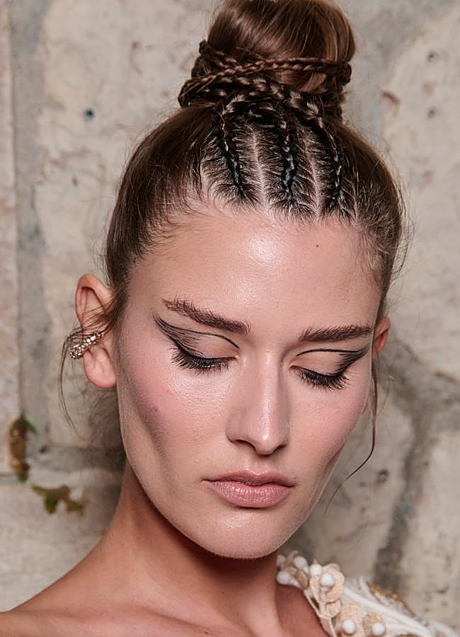 Imagen - Recogido con trenzas. Foto: Launchmetrics spotlight.