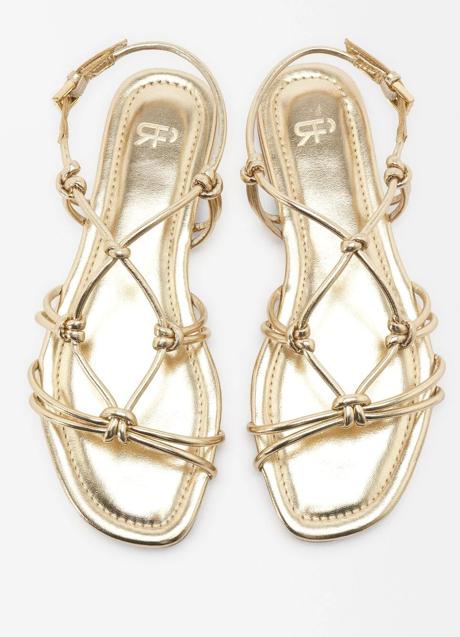 Imagen - Sandalias planas de Parfois (25,99 euros)