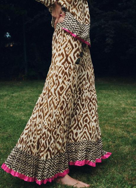 Imagen - Falda con bordados de Zara (35,99 euros)