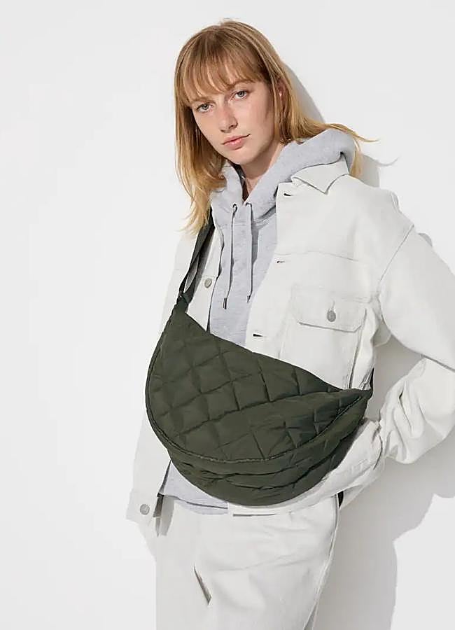 Imagen - Bolso acolchado de Uniqlo.