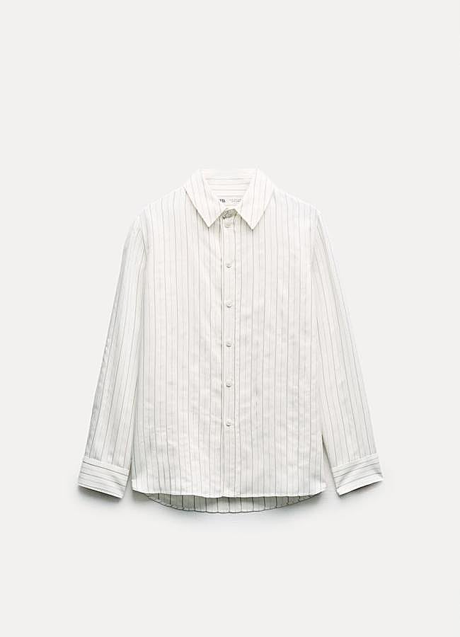 Imagen - Camisa blanca de rayas de Zara.