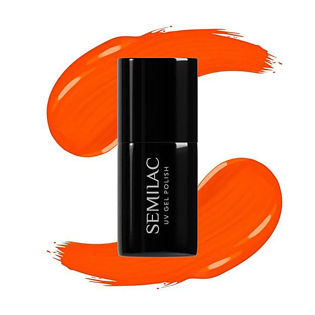 Color de uñas naranja flúor: 446 YOLO Orange de Semilac. Precio: 10,90 euros