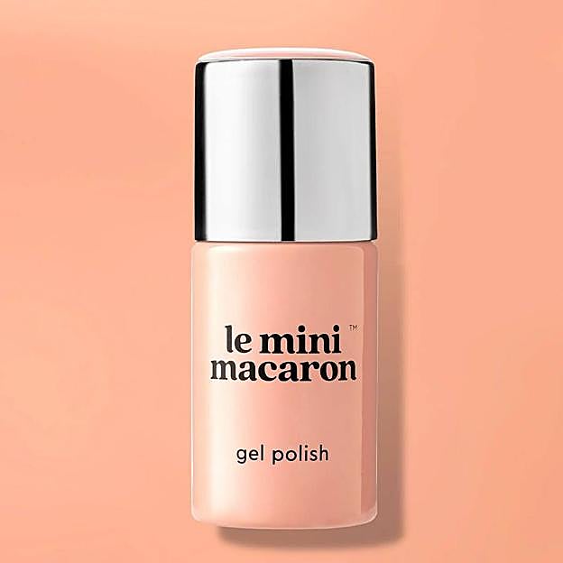 Color de uñas peach fuzz: Crème D'Abricot de Le Mini Macaron. Precio: 14 euros