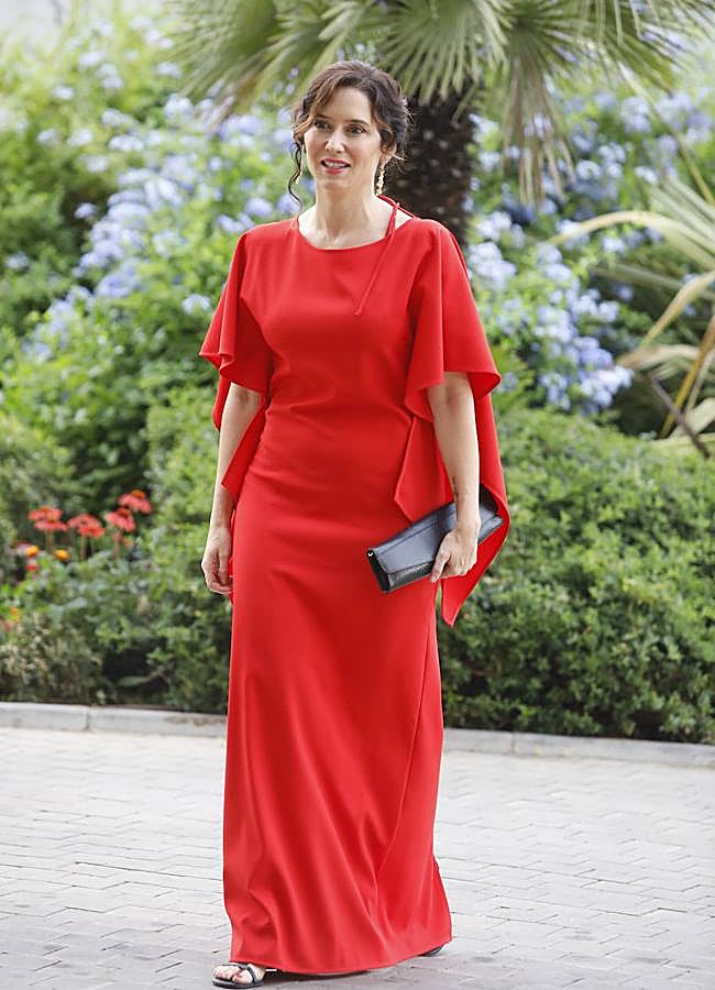 Imagen - Isabel Díaz Ayuso arrasa con un look de invitada perfecto. / LIMITED PICTURES