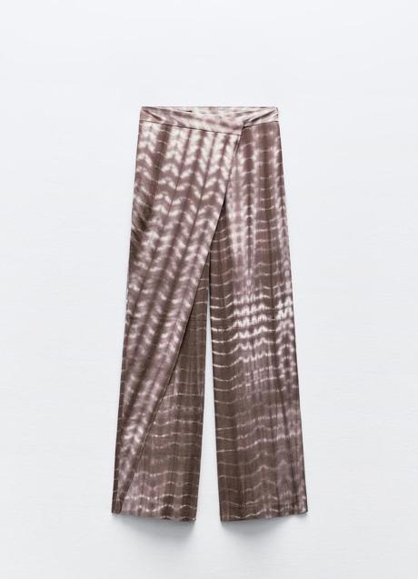 Imagen - Pantalones estampados de Zara (35,99 euros)