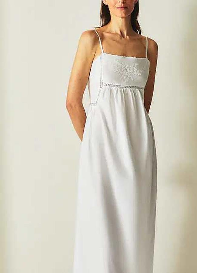 Imagen - Camisón bordados flor de Zara Home (39,9€)