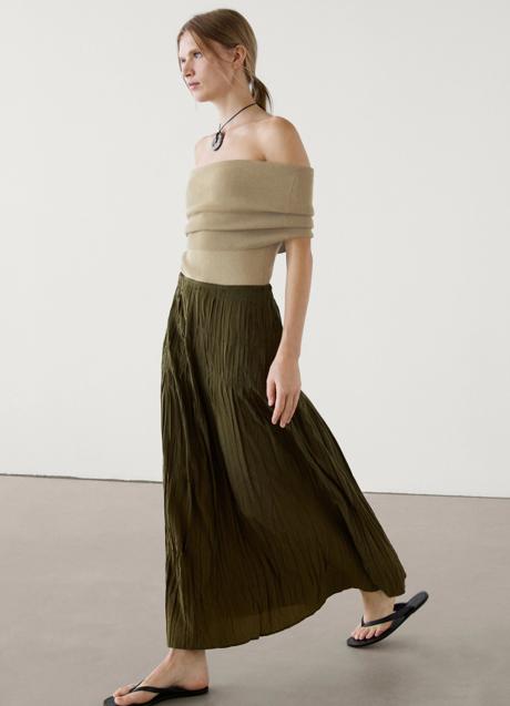 Imagen - Falda midi de Massimo Dutti (69,95 euros)