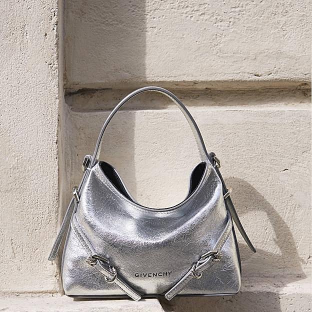 NANO VOYOU bag de Givenchy.