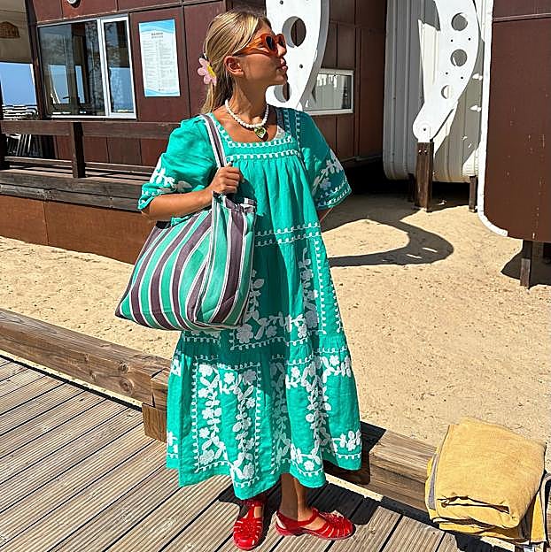 Se lleva el turquesa: 8 prendas con las que incluir el color tendencia de la temporada en tus looks de verano