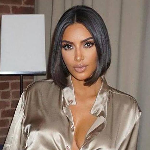 Kim Kardashian con corte sharp bob